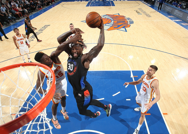  特雷杨准绝杀三分老鹰险胜尼克斯守住东部第六排名